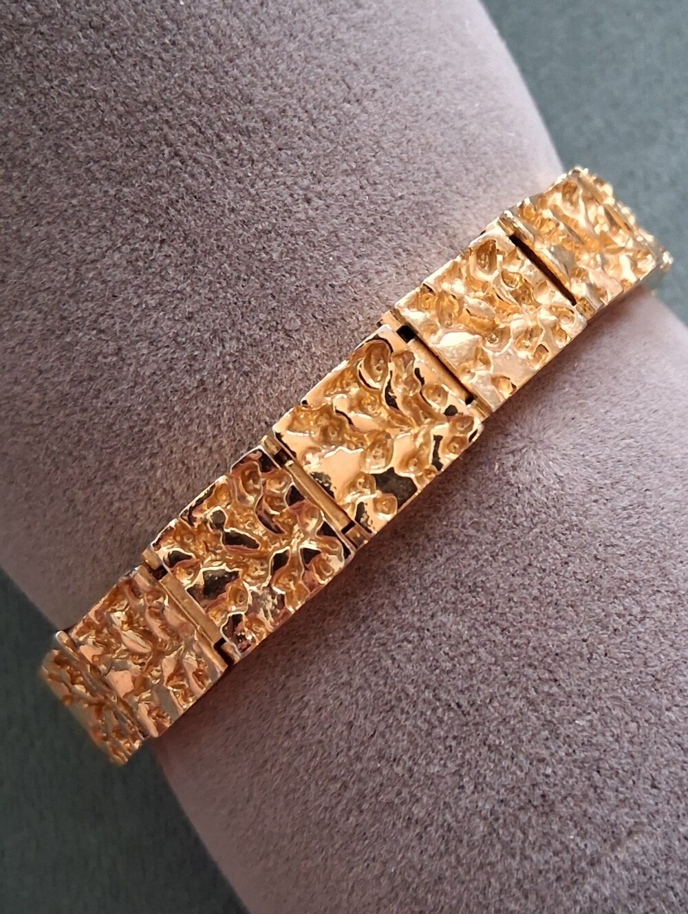 Gold Nugget Textured Link Bracelet